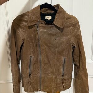 Stylish Tan Leather Jacket
